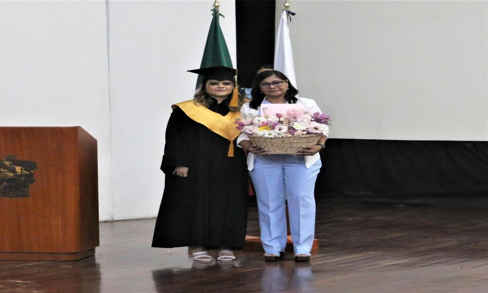 Se Gradúan 34 Licenciados en Turismo del CUCosta