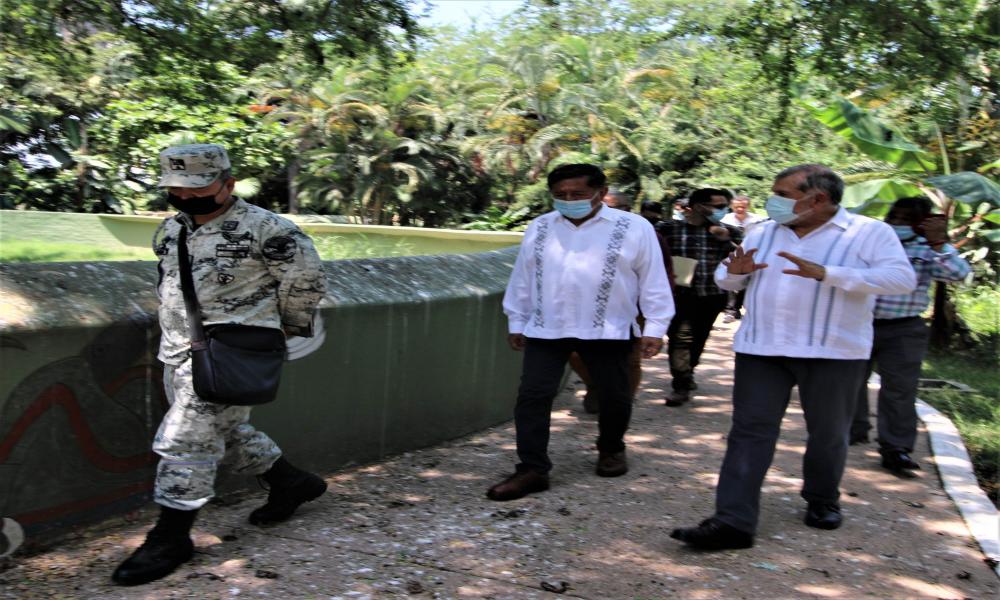 Conocen instalaciones del CUCosta e inquietudes de la comunidad universitaria