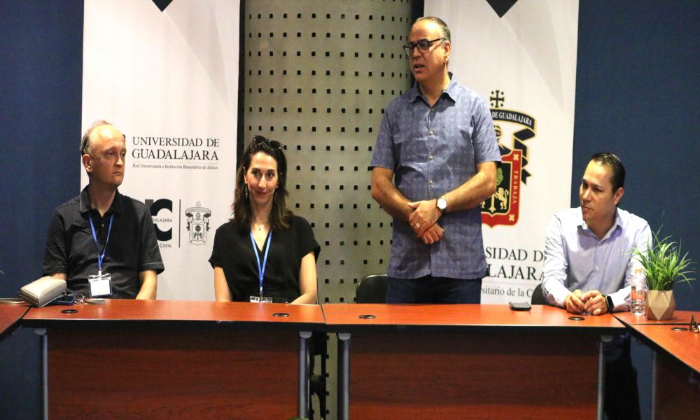 Se realiza por primera vez en CUCosta “Winter School” con el tema de prevención de obesidad infantil