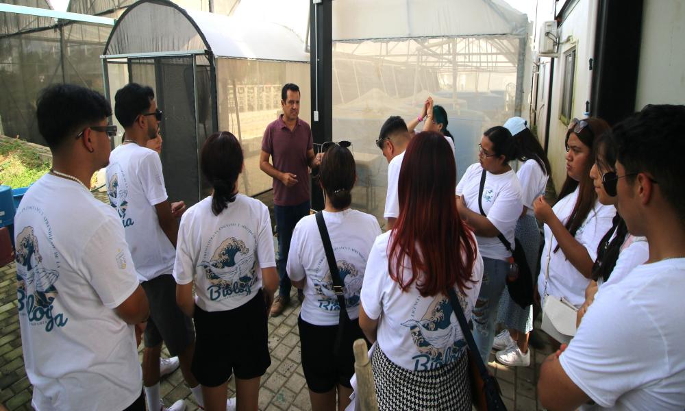 Recibe CUCosta a estudiantes y profesores de Biología de Zacatecas en estancia académica