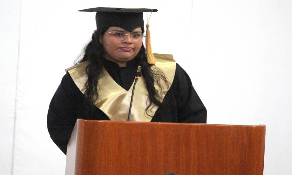 Se gradúa la LIV Generación de Lic. en Administración “Maestro César Froylán Andrade Cervantes”