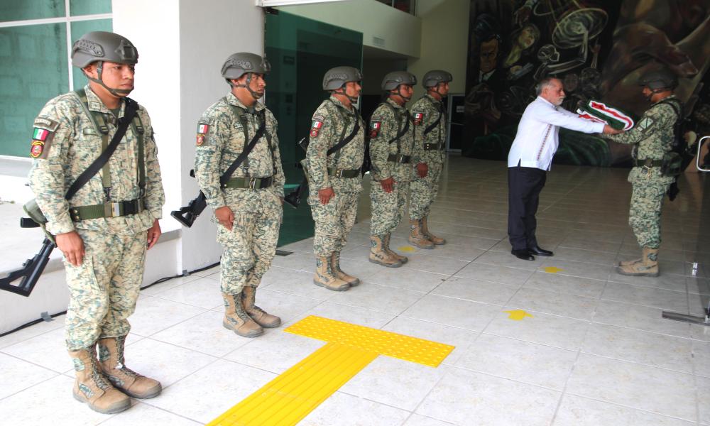 Se realiza ceremonia anticipada del Día de la Bandera en CUCosta