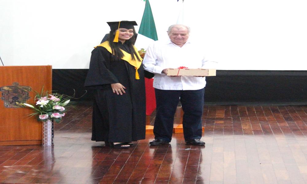 Se realiza doble acto académico en CUCosta de las carreras en Turismo y Ciencias y Artes Culinarias