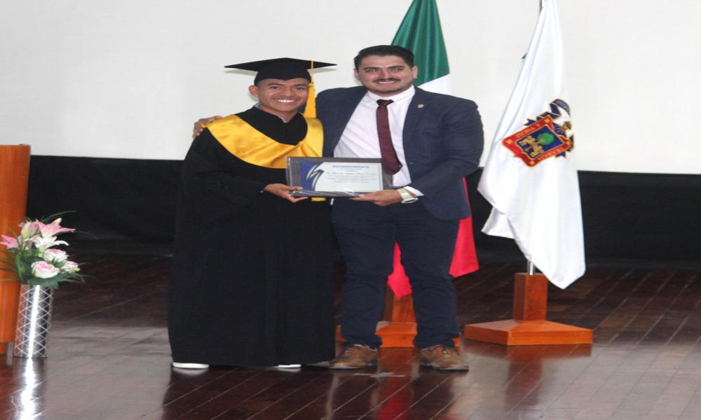 Egresó la XVI Generación de la Licenciatura en Cultura Física y Deportes