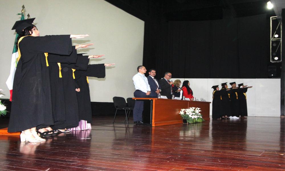 Egresó la XVI Generación de la Licenciatura en Cultura Física y Deportes