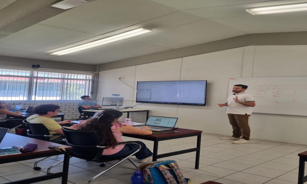 Imparten curso sobre Fisiología de Corales y su respuesta ante condiciones de estrés