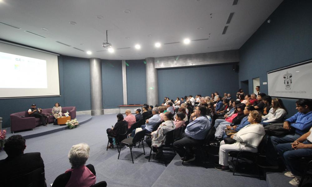 Dan la bienvenida a 158 adultos mayores que se integran a cursos y talleres del SUAM