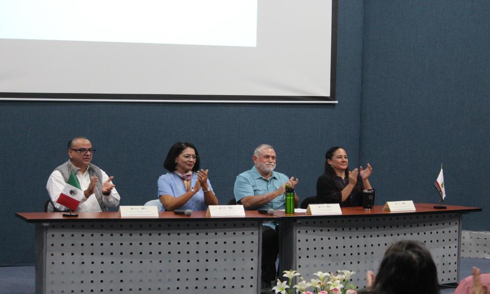 Dan la bienvenida a 158 adultos mayores que se integran a cursos y talleres del SUAM