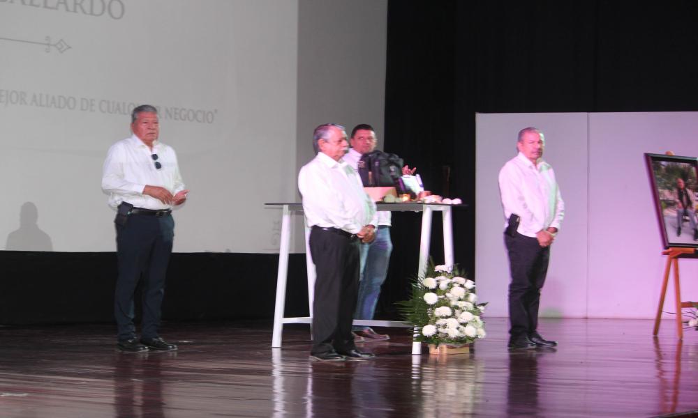 Rinde CUCosta homenaje póstumo al Dr. Francisco Ríos Gallardo