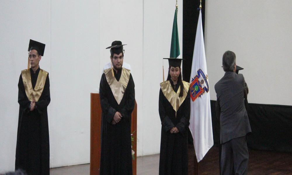 Se graduaron 32 abogados de la LIII (Quincuagésima Tercera) Generación de la Licenciatura en Abogado “Lic. Esteban Velázquez Lomelí”