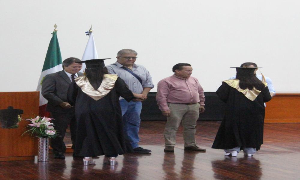 Se graduaron 32 abogados de la LIII (Quincuagésima Tercera) Generación de la Licenciatura en Abogado “Lic. Esteban Velázquez Lomelí”