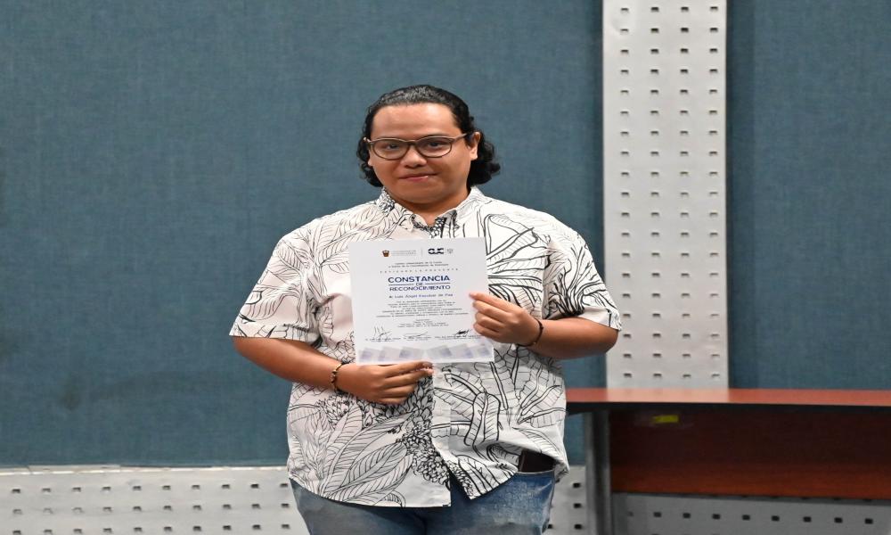 Reconocen a estudiantes por su destacada participación en “Zona Maco 2025”