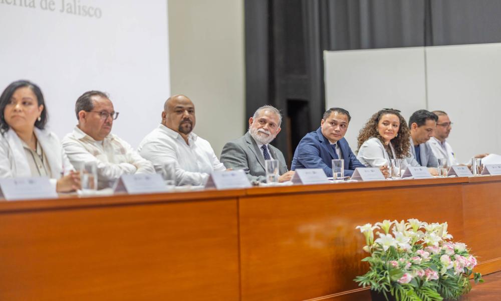 Se realiza acto académico de 4 especialidades médicas en CUCosta