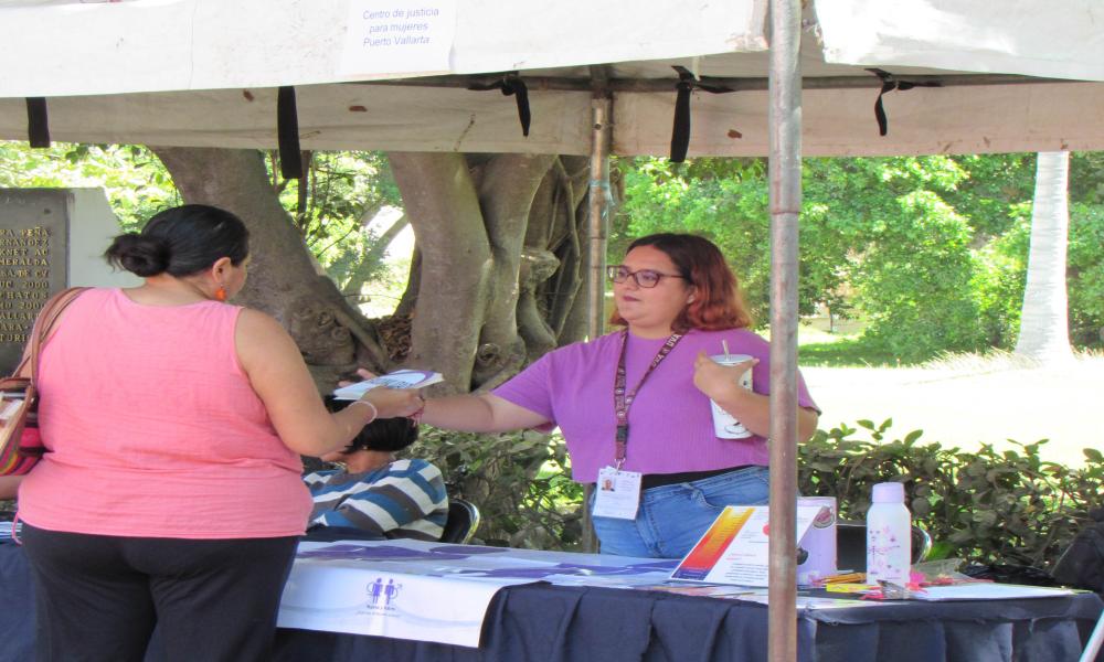 Se conmemora el Día Internacional con actividades artísticas e informativas en CUCosta