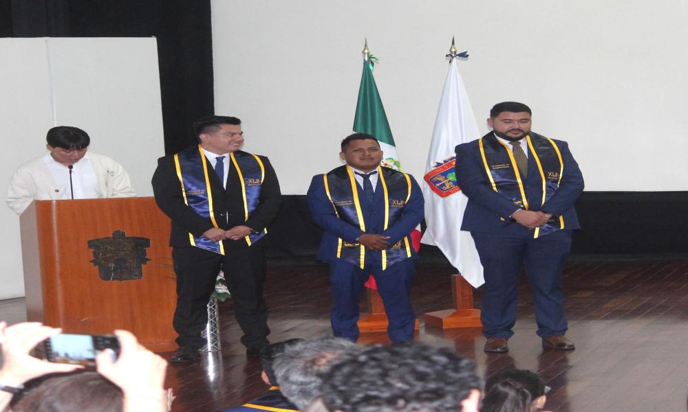 En CUCosta celebraron el acto académico de la XLII Generación de la Licenciatura en Arquitectura