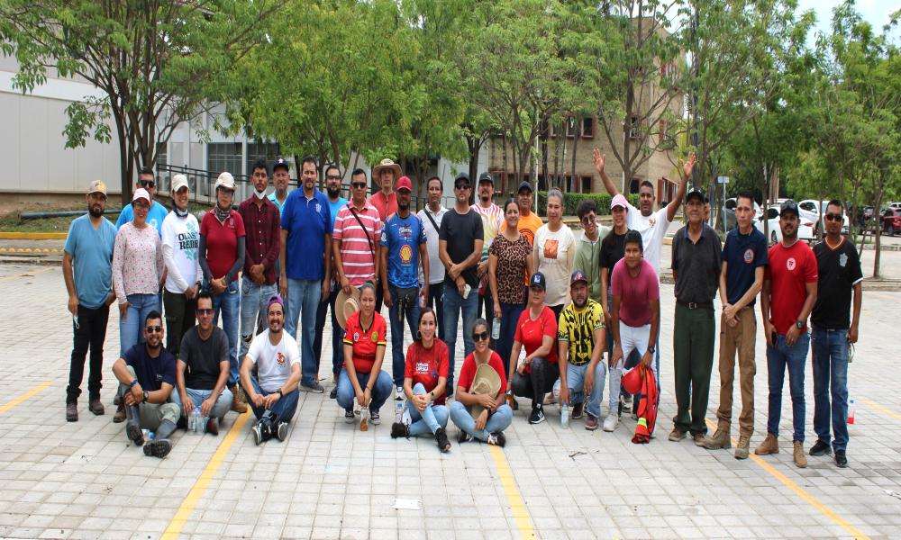 Conforman brigadas internas de Protección Civil en CUCosta con capacitación especializada