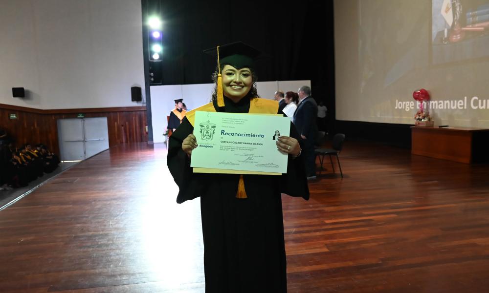 Egresan 53 nuevos licenciados en Derecho de la Universidad de Guadalajara en Puerto Vallarta