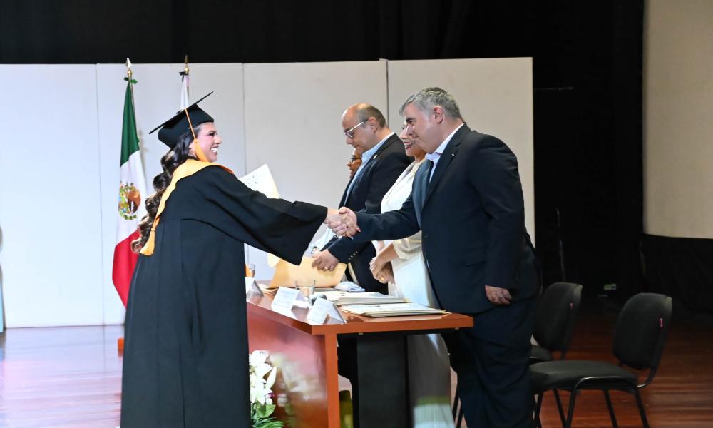 Egresan 53 nuevos licenciados en Derecho de la Universidad de Guadalajara en Puerto Vallarta