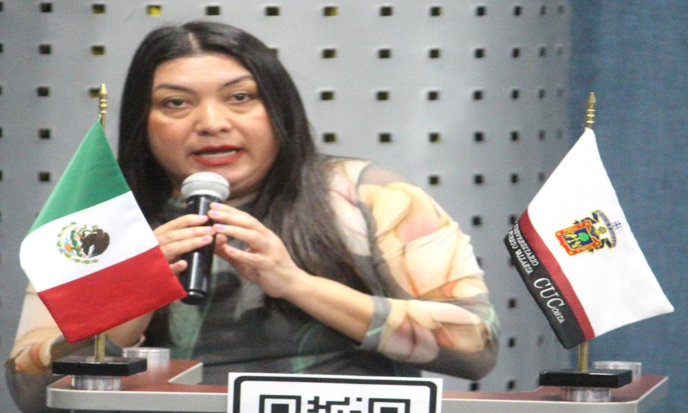 Imparten conferencia “Desaprendiendo para Transformar: Feminismos e Interseccionalidad del Aula a la Sociedad”