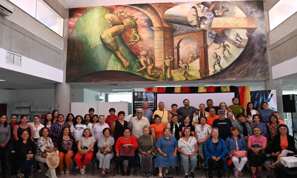 Invitan a universitarios a no caer fraudes o estafas por internet o llamadas telefónicas