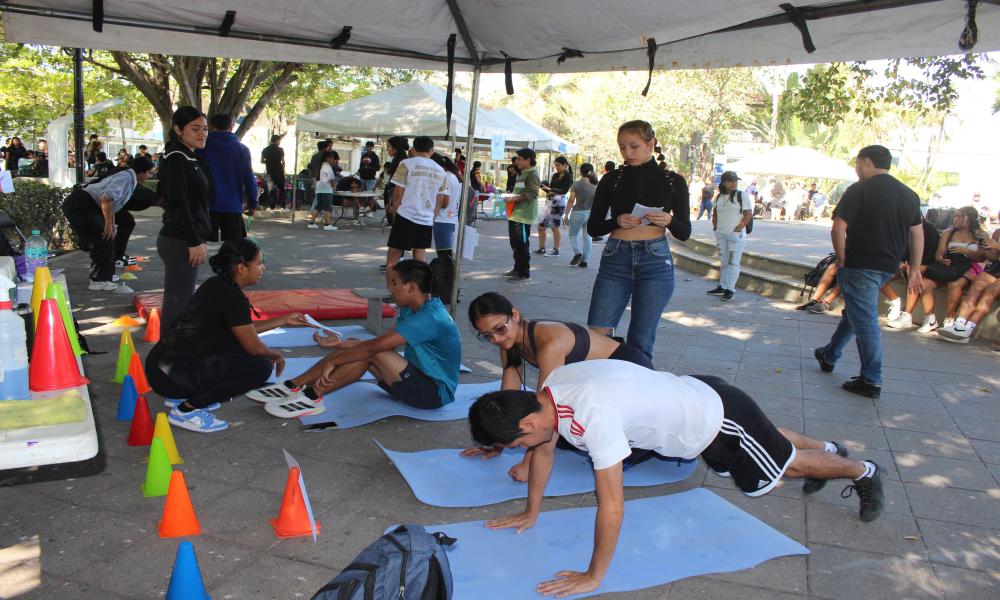 En CUCosta celebraron Día Mundial de la Actividad Física