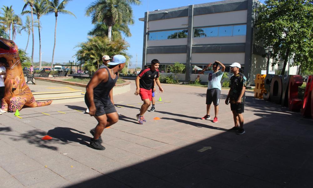 En CUCosta celebraron Día Mundial de la Actividad Física