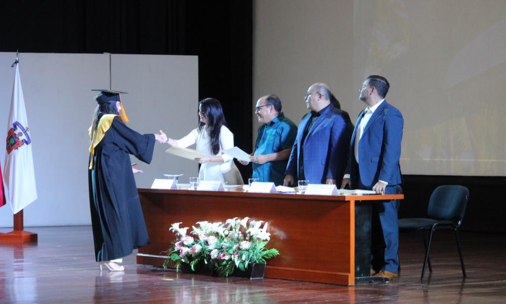 CUCosta celebra graduación de la LV generación de Licenciados en Contaduría Pública