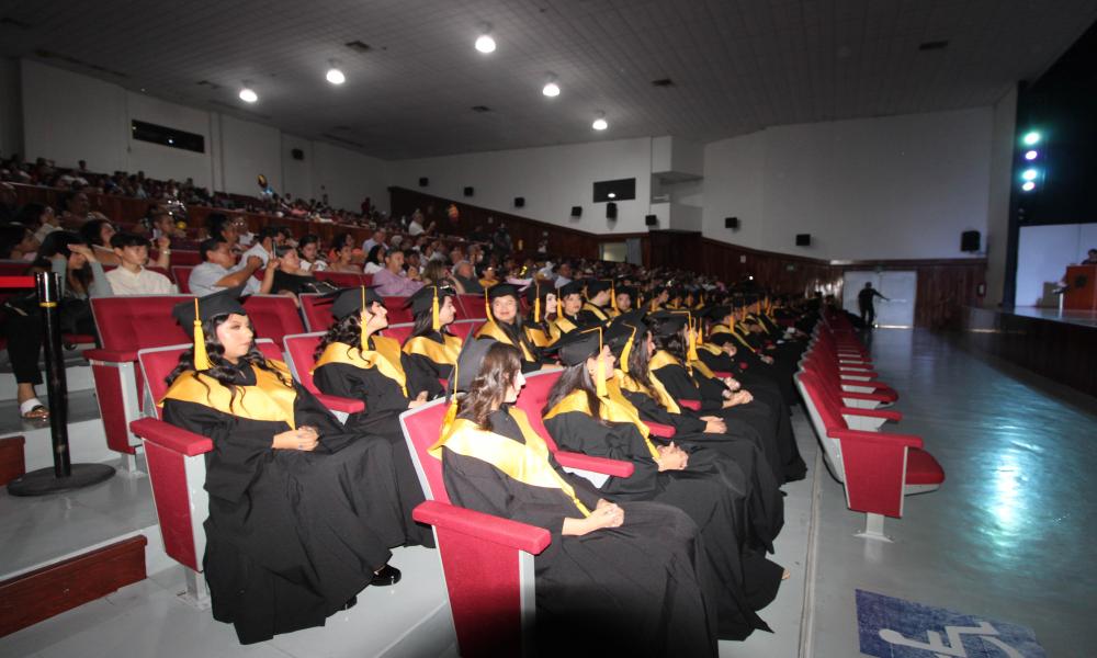 CUCosta celebra graduación de la LV generación de Licenciados en Contaduría Pública