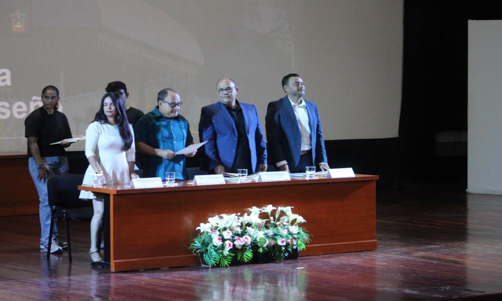 CUCosta celebra graduación de la LV generación de Licenciados en Contaduría Pública