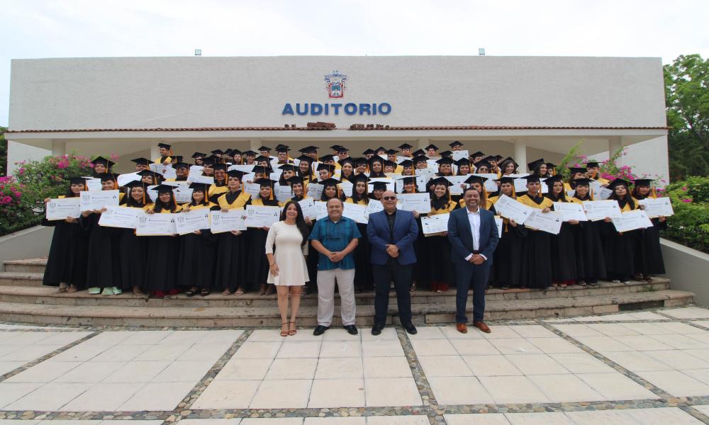 CUCosta celebra graduación de la LV generación de Licenciados en Contaduría Pública