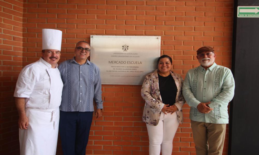 Deja Dr. Jorge Téllez López en funciones el Centro Cultural y Mercado Escuela del CUCosta