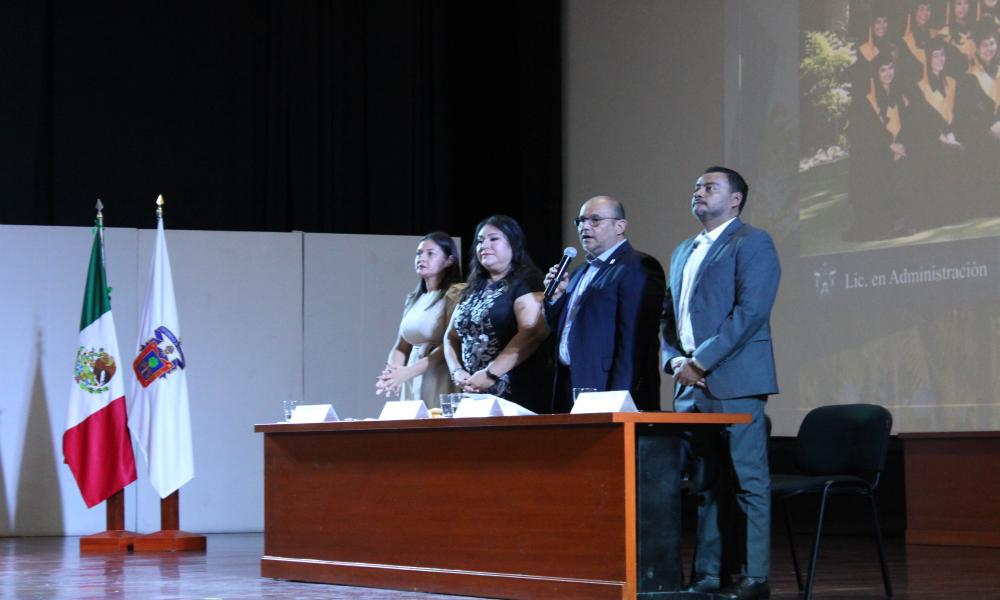 Universidad de Guadalajara celebra el acto académico de la LV Generación de Licenciados en Administración del CUCosta