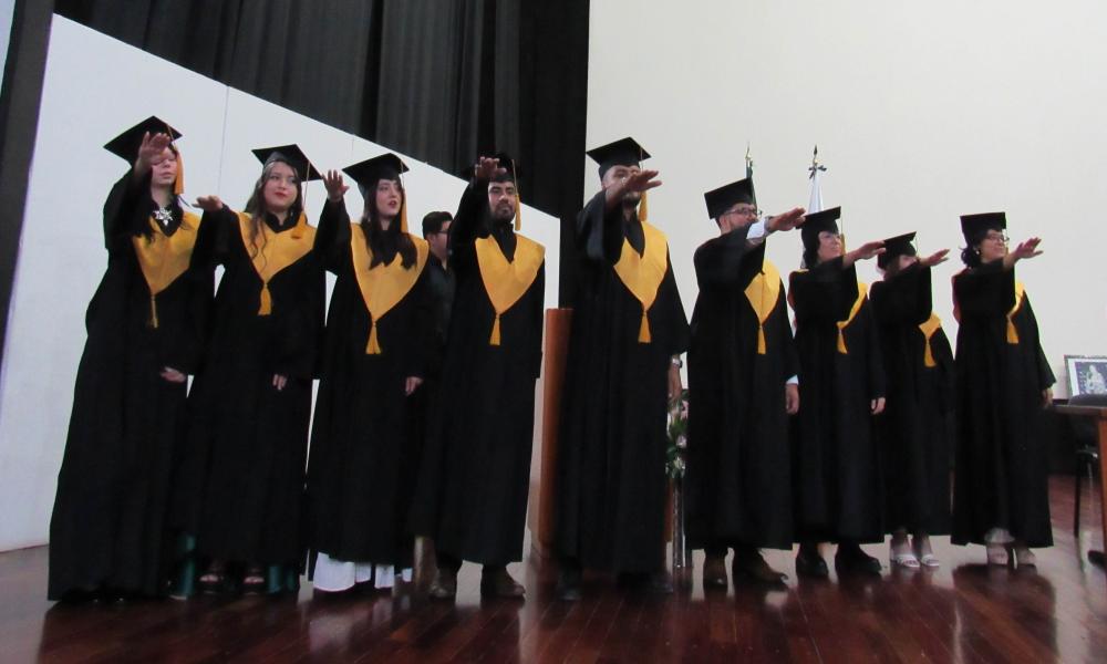 Egresan 34 profesionistas dispuestos a alcanzar sus metas en las Tecnologías de Información y Comunicación