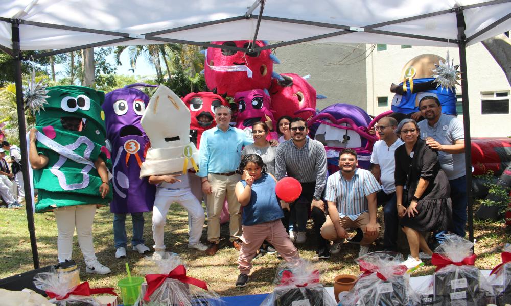 Más de 120 estudiantes de Medicina participaron en la “Feria de Micrología”