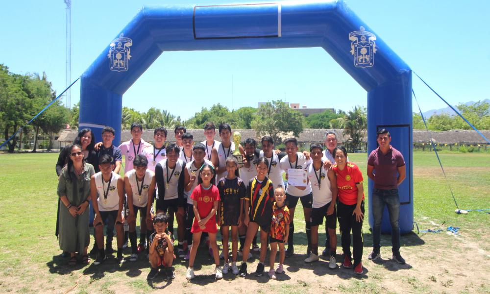 ¡Pedacera FC es Campeón en la Liga Leones Negros CUC 2025-A!