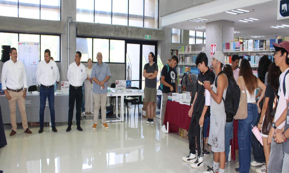 Inicia la Feria Bibliográfica CUCosta 2025 con la participación de 15 editoriales