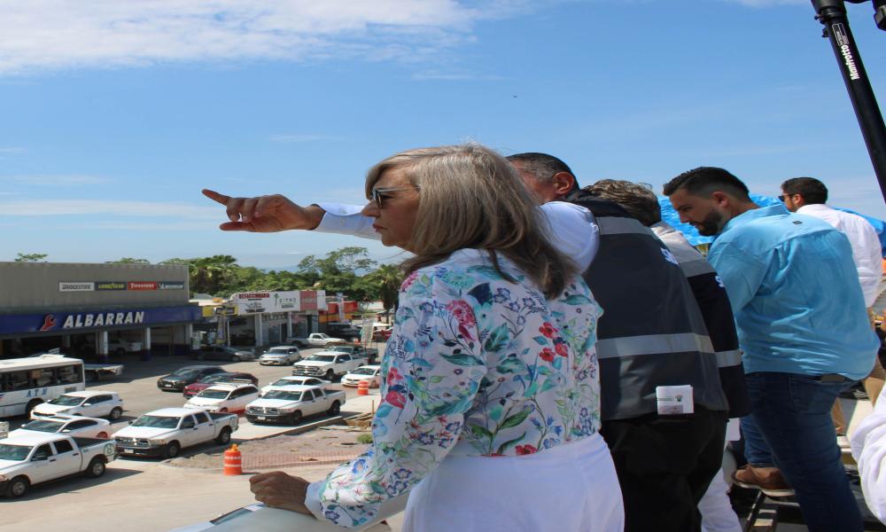 La Rectora del CUCosta acompaña al Gobernador en gira de trabajo en Puerto Vallarta