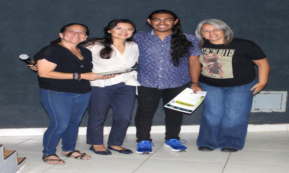 Estudiantes del CUCosta transforman espacios con murales por la paz y la cultura