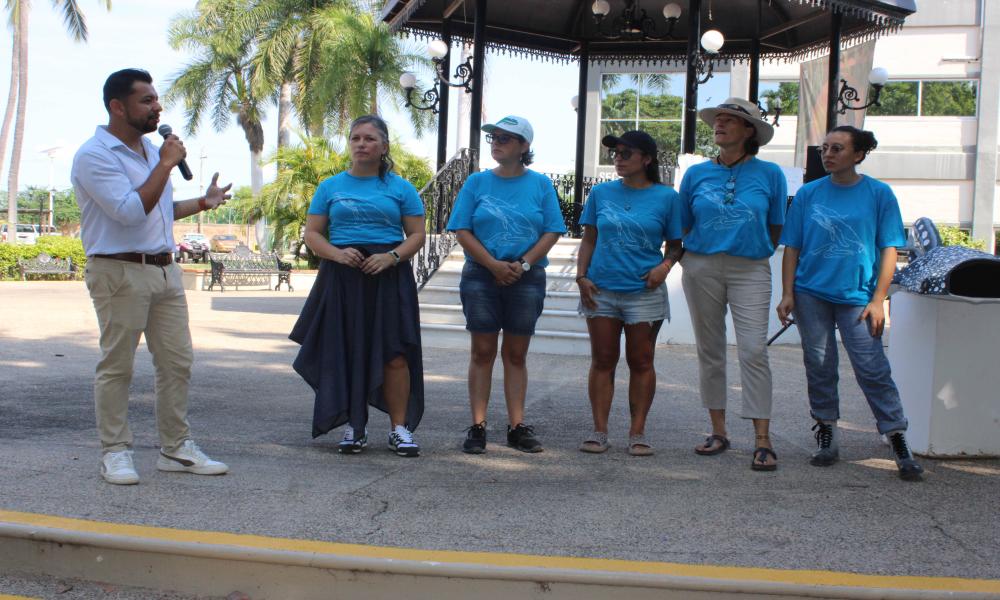 Celebra CUCosta el Día Mundial de los Animales con la Feria Ambiental