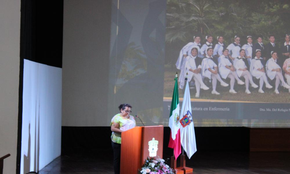 XXXI Generación de Licenciatura en Enfermería del CUCosta celebra su acto académico