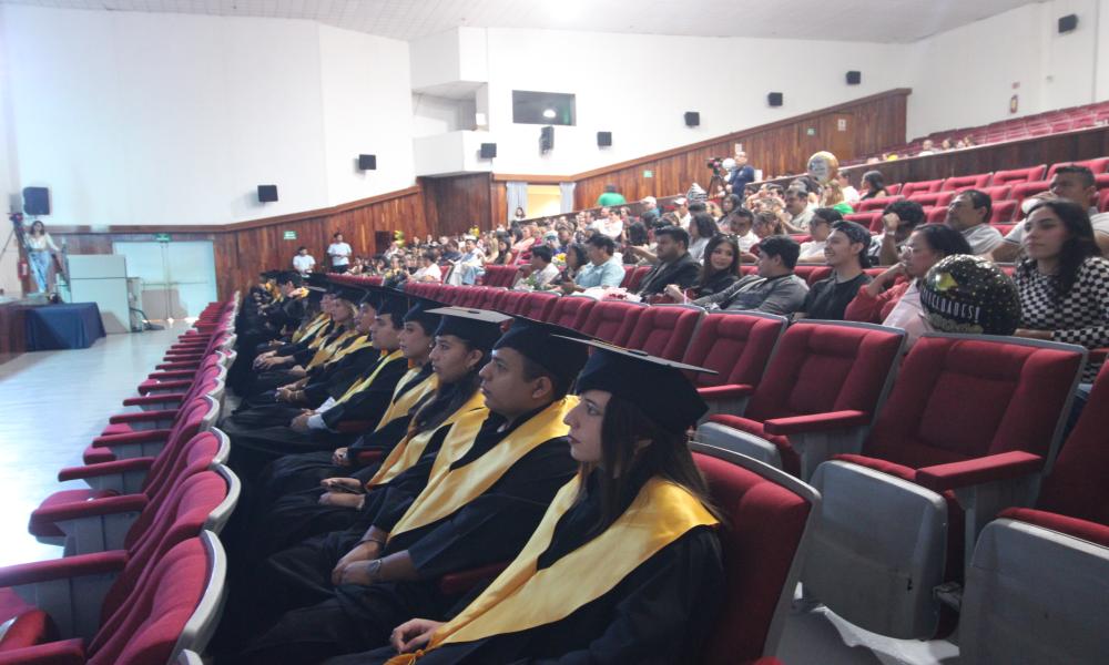 CUCosta celebra acto académico de la LVI Generación de la Licenciatura en Contaduría Pública