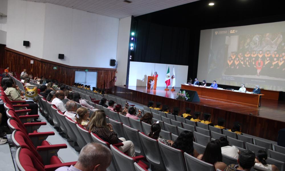 Egresó la XIX Generación de la Licenciatura en Cultura Física y Deportes del CUCosta