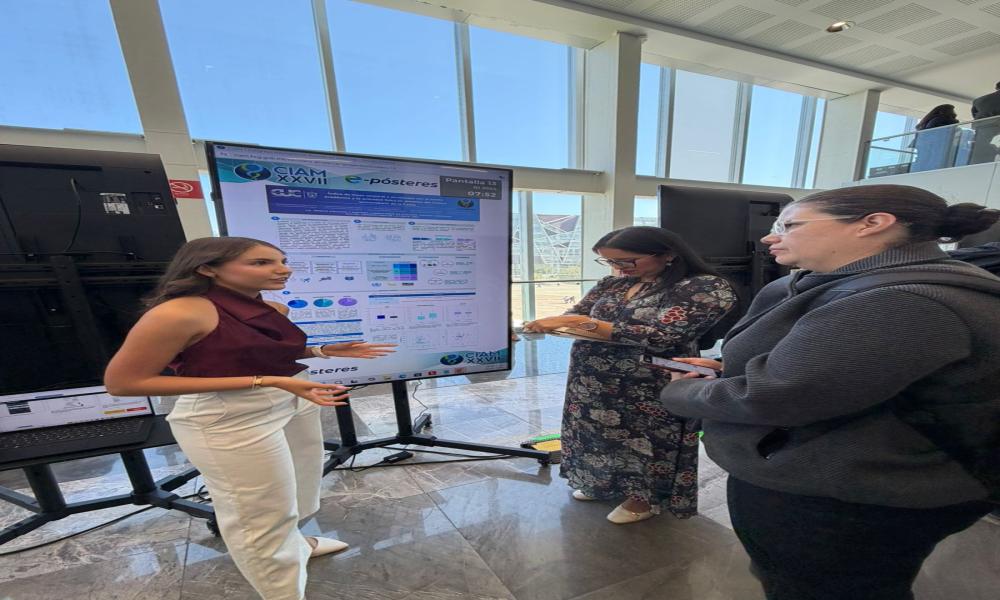 Estudiante de CUCosta participa en Congreso Internacional Avances en Medicina