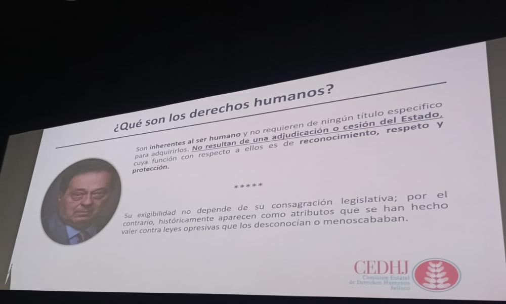 Con destacada participación, se realiza conferencia sobre Derechos Humanos en CUCosta