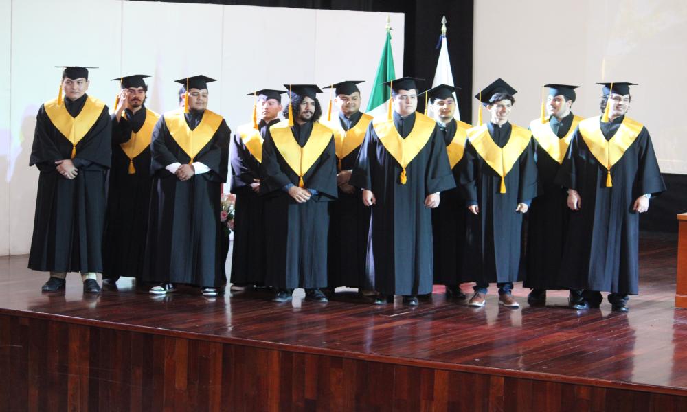 Egresan 25 estudiantes de la XXXV Generación de Ingeniería en Computación en CUCosta