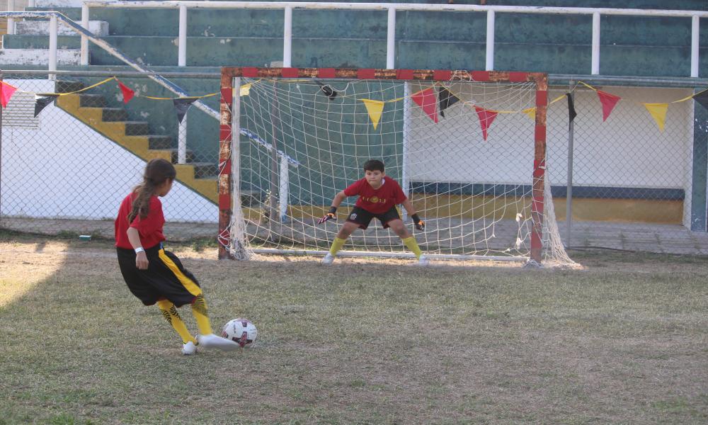 CUCosta participa en la Segunda Jornada de Tequios 2026 con actividades deportivas y alta convocatoria