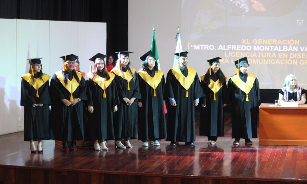 Arte, diseño y éxito: así se graduó la nueva generación de CUCosta