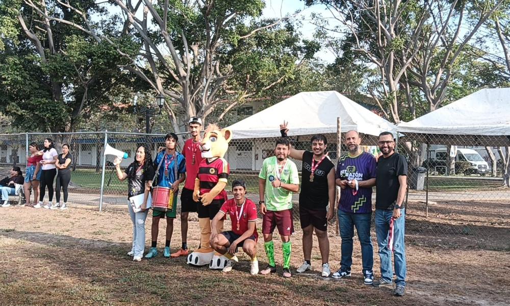 CUCosta participa en la Segunda Jornada de Tequios 2026 con actividades deportivas y alta convocatoria