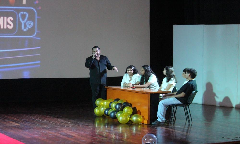 Estudiantes de Enfermería del CUCosta concluyen ciclo escolar con actividades académicas y recreativas