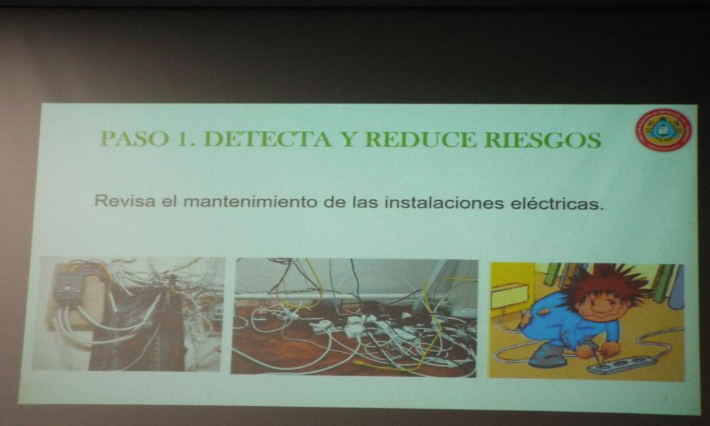 En CUCosta imparten curso “Plan Familiar de Protección Civil”